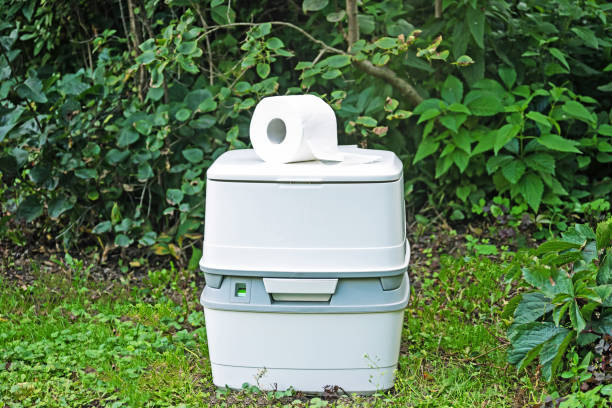 Best Best portable toilet rental  in Trenton, IL