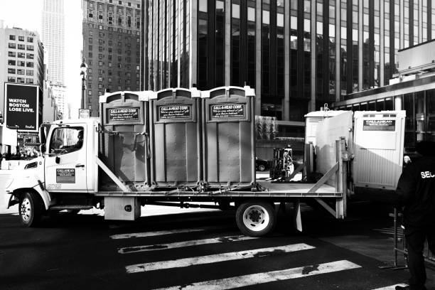 Best Wedding porta potty rental  in Trenton, IL